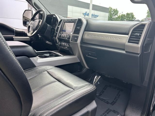 Used 2020 Black Metallic Ford Lariat image 13