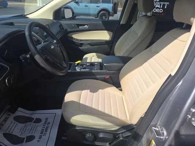 Used 2023 Silver Metallic Ford SE image 13