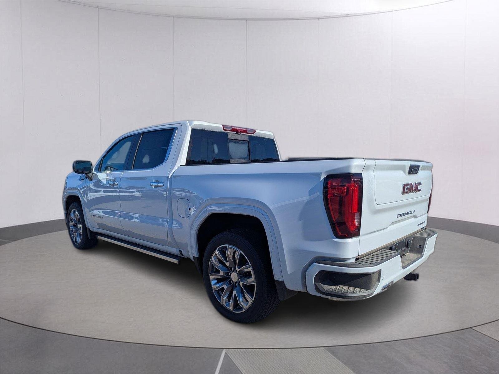 New 2026 Glacier White Tricoat GMC Denali image 5