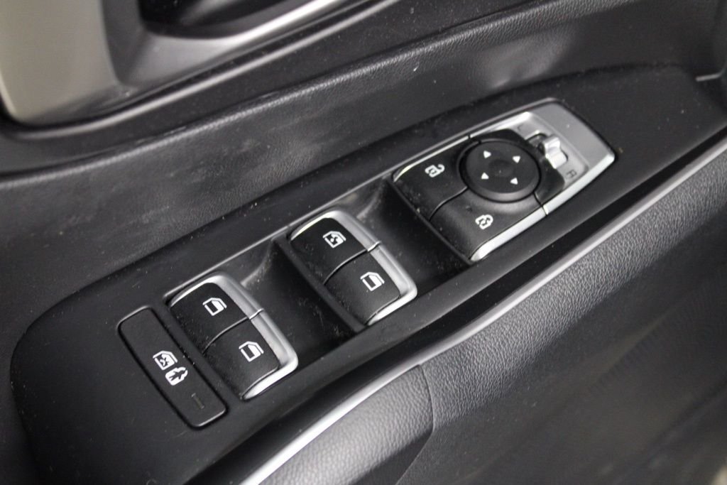 2023 Kia Sorento S - Photo 20