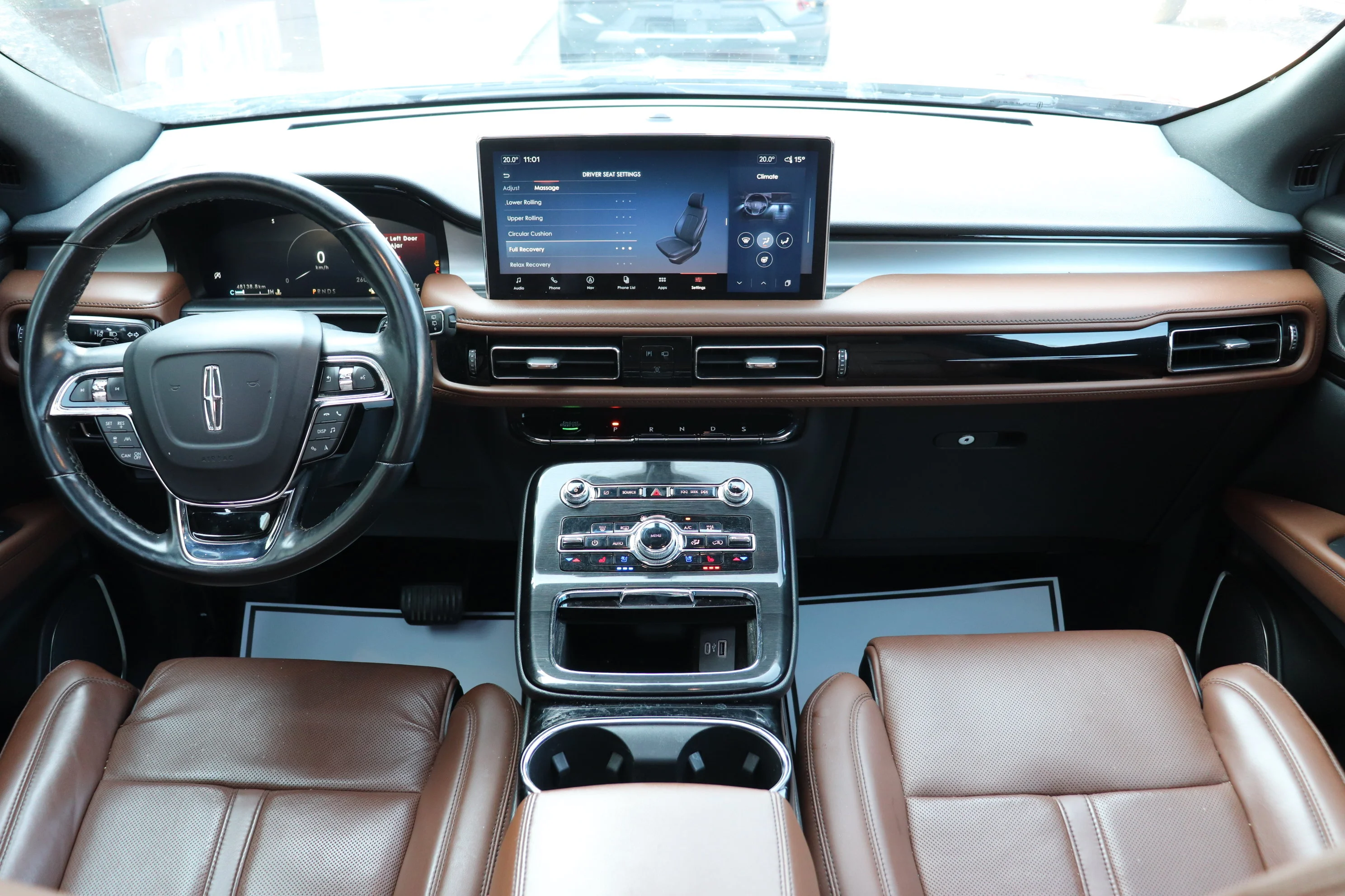 Used 2023 Black Lincoln Reserve image 22