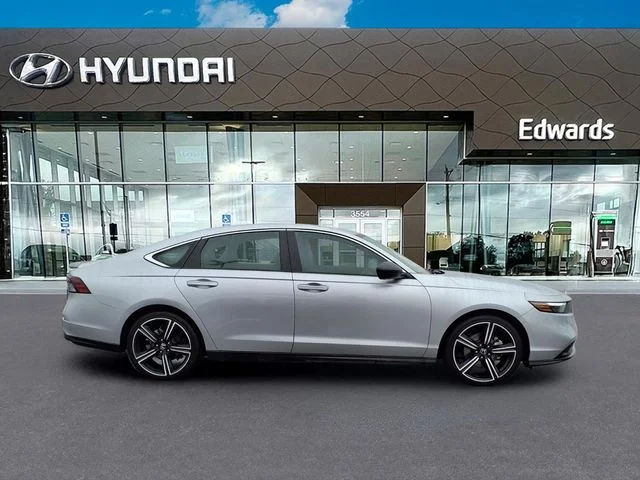 Used 2024 Silver Honda Sport image 10