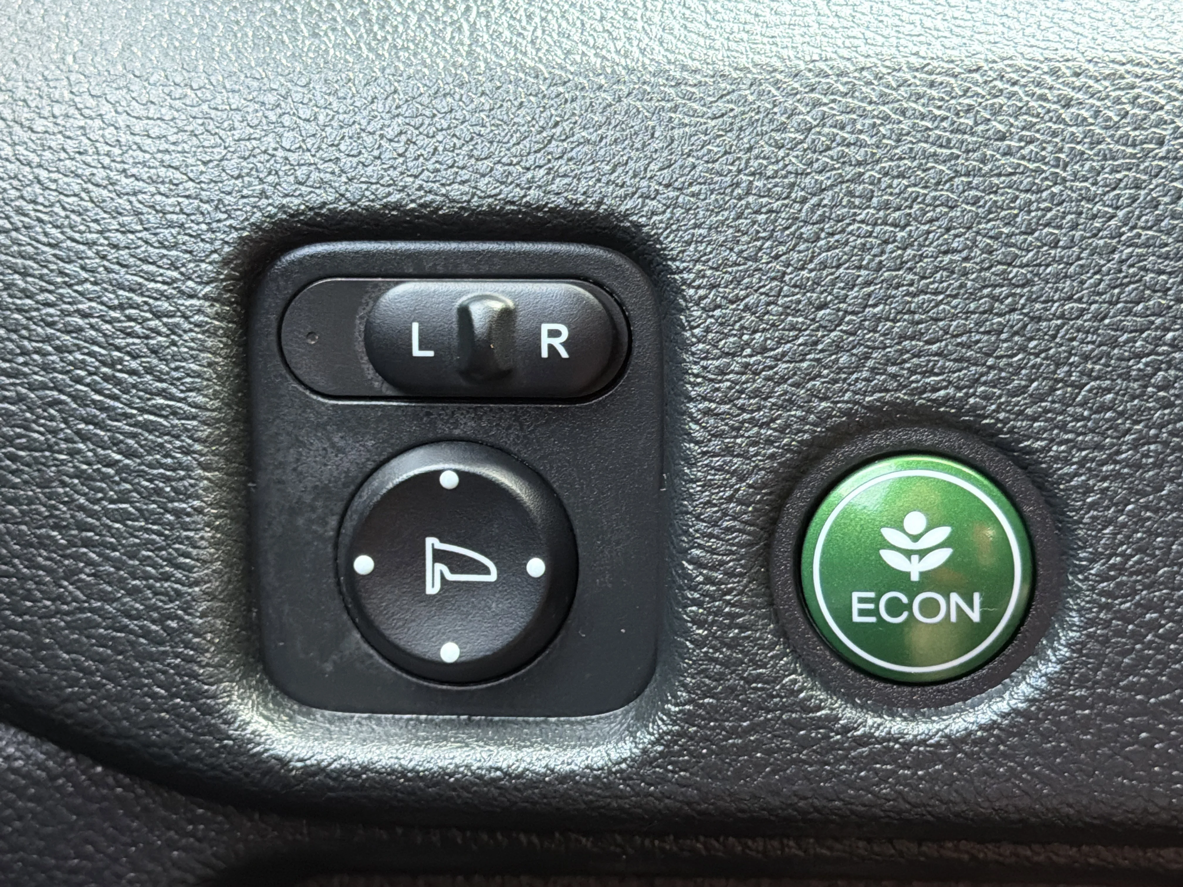 Certified Used 2023 White Honda EX-L image 14