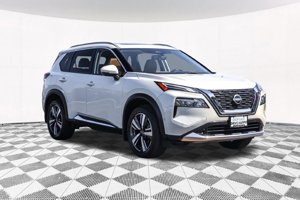 Used 2023 White Nissan Platinum image 16