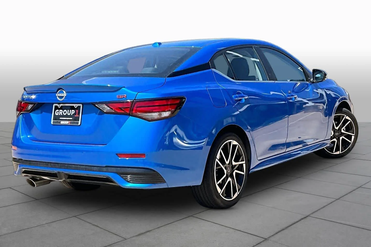 Used 2025 Electric Blue Metallic Nissan SR image 13