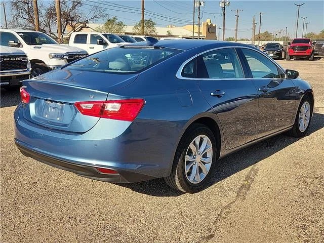 Used 2025 Blue Chevrolet 1LT image 4