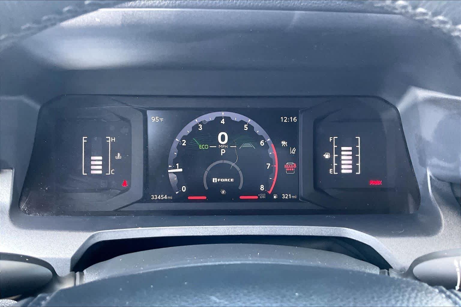Used 2025 Cutting Edge Toyota SR5 image 25