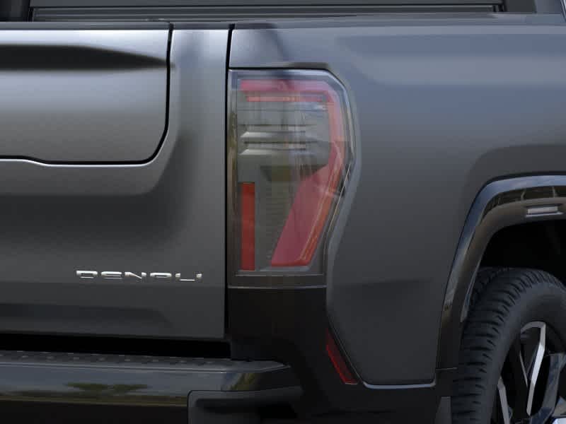 2026 GMC Sierra EV Denali - Photo 11