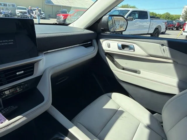 Used 2026 Carbonized Gray Metallic Ford Active image 30
