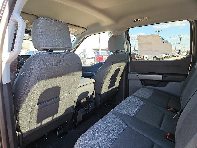 New 2027 Oxford White Ford F-250® XLT image 42