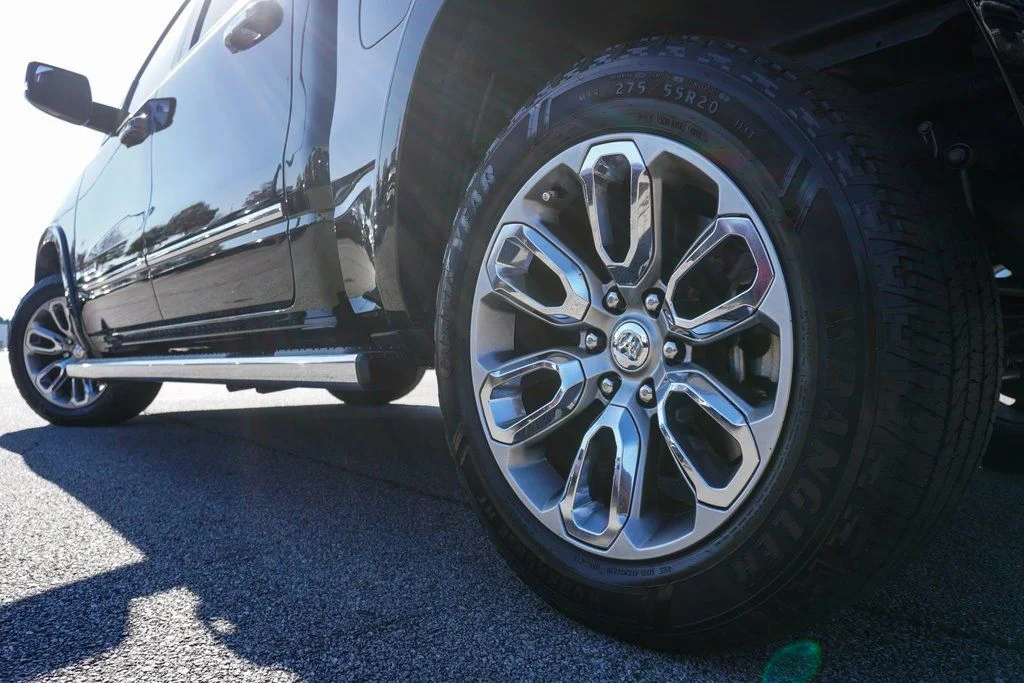 Used 2022 Black Ram Laramie image 38