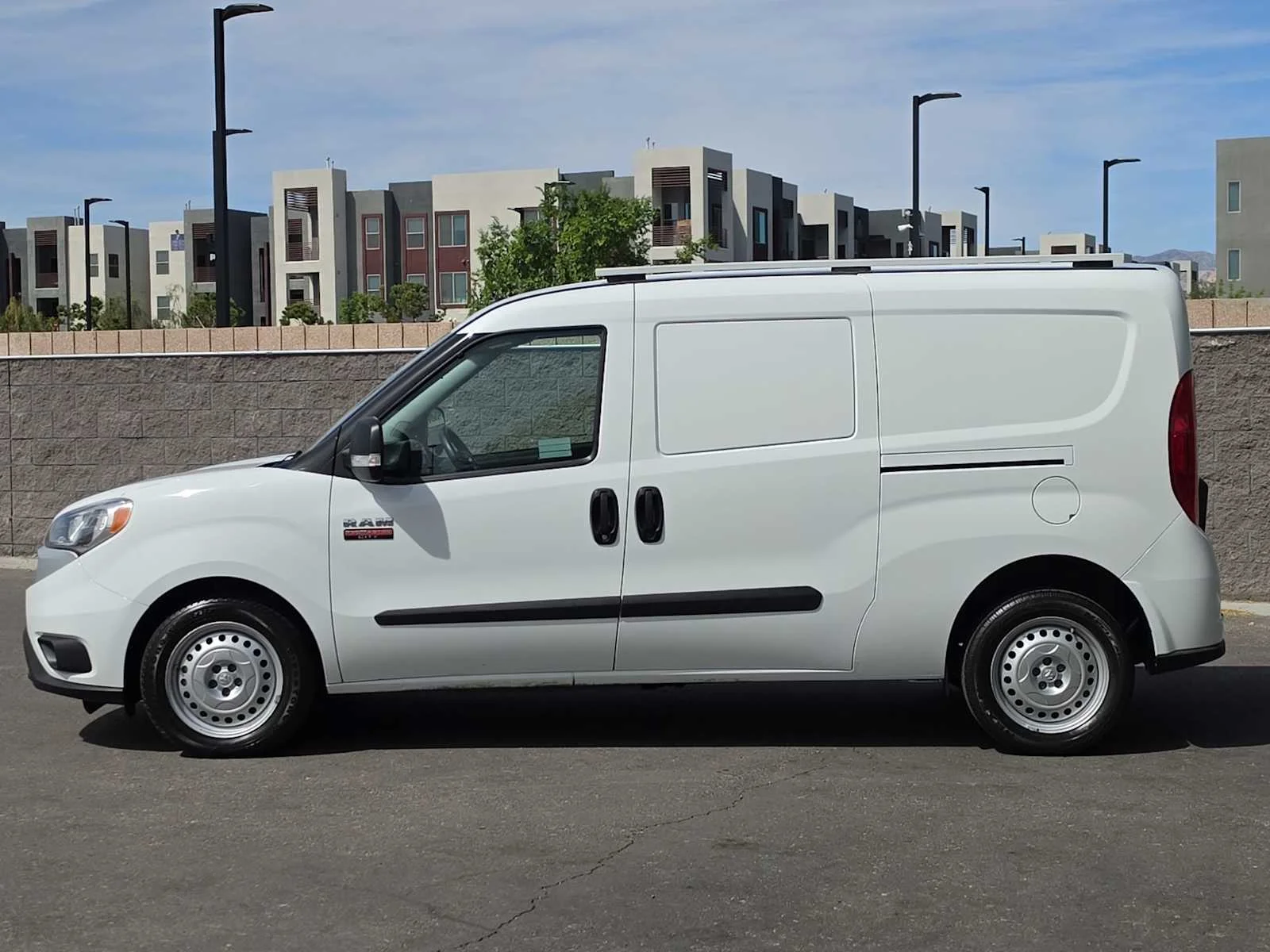Used 2022 Bright White Ram Tradesman image 6