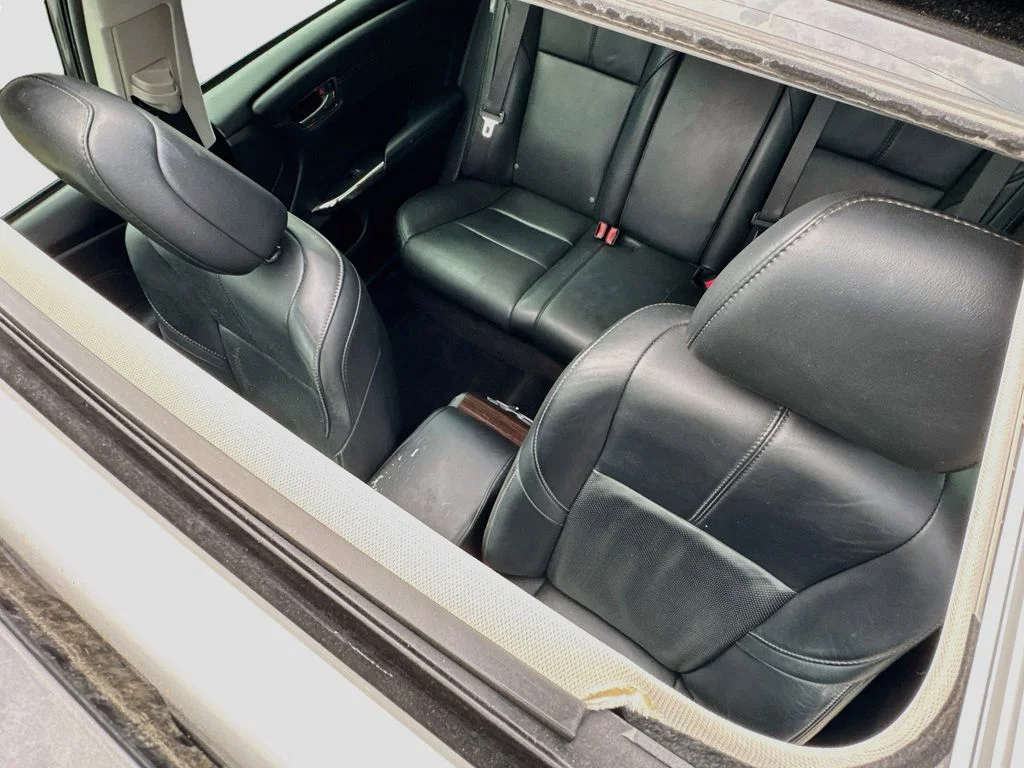 Used 2013 Gray Toyota XLE image 27