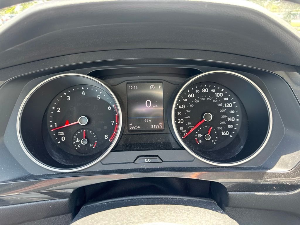 Used 2019 White Volkswagen 2.0T SE image 11