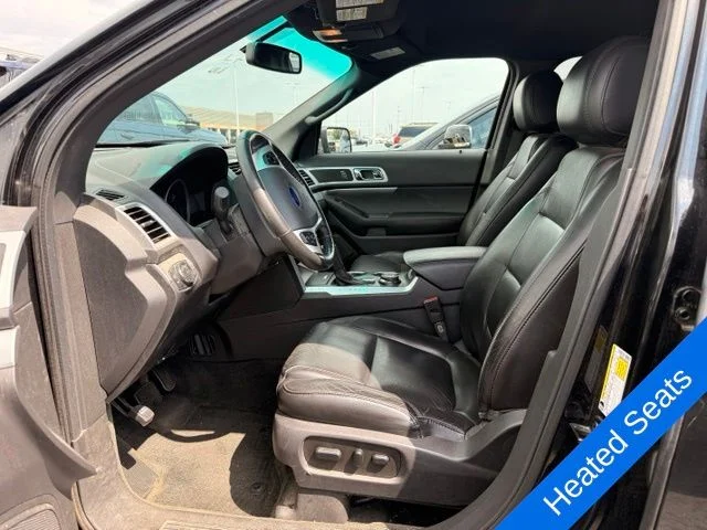 Used 2013 Tuxedo Black Metallic Ford XLT image 5