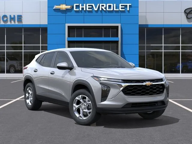 2026 Chevrolet Trax LS - Photo 7