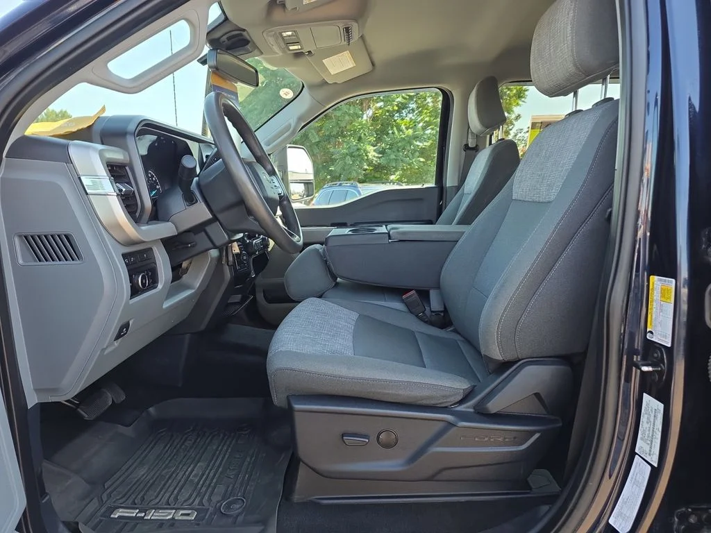 Used 2023 Antimatter Blue Metallic Ford XLT image 16