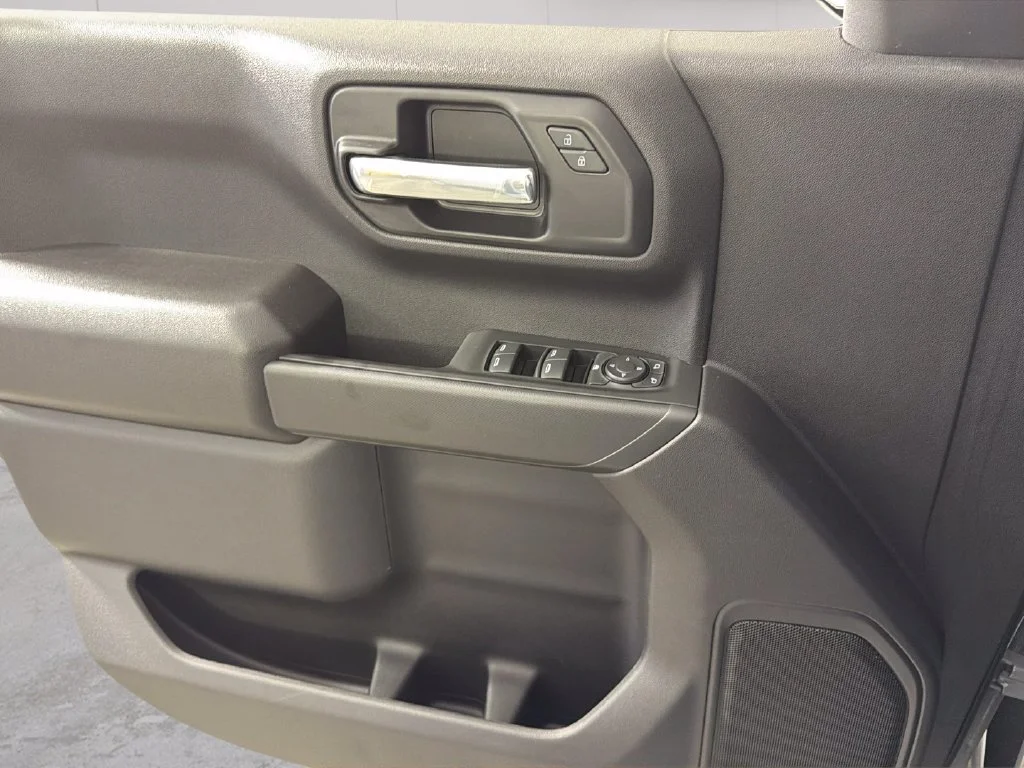 Used 2025 Slate Gray Metallic Chevrolet Custom image 25