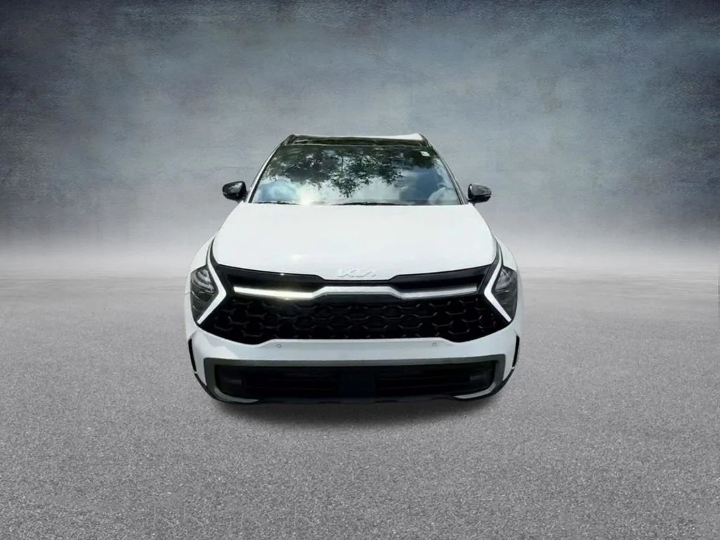 Used 2024 White Kia X-Pro Prestige image 6