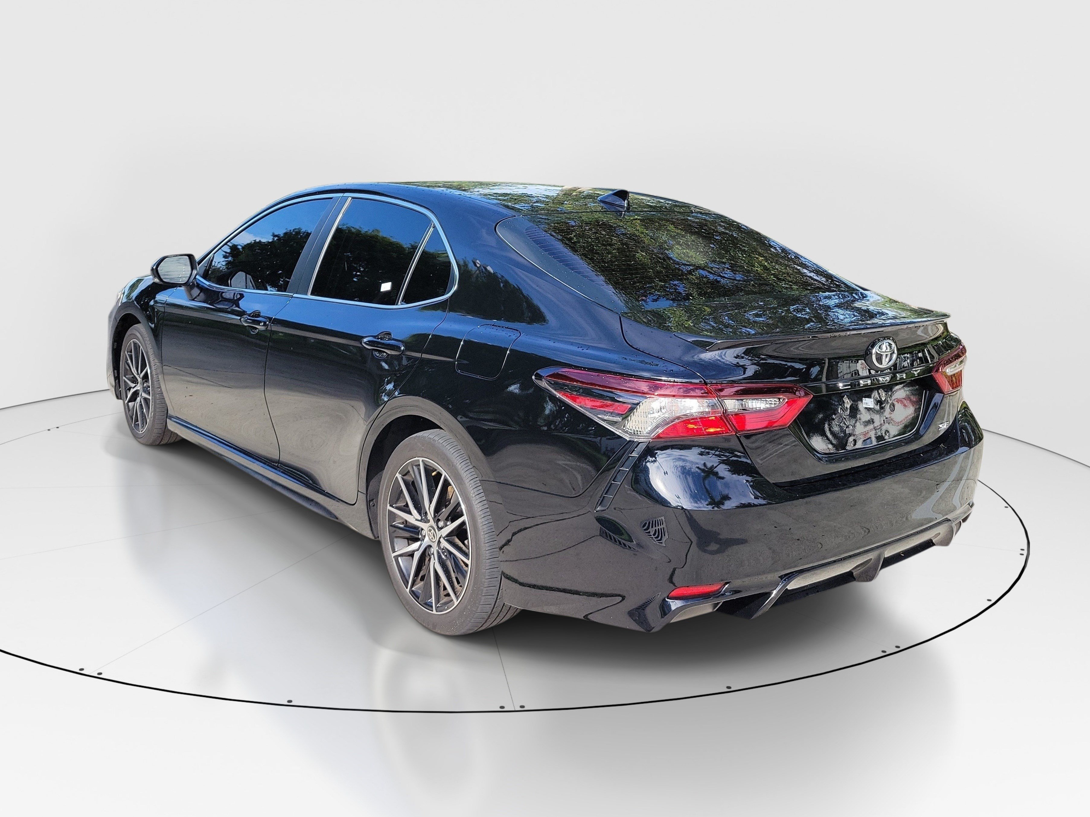 Used 2024 Midnight Black Metallic Toyota SE image 5