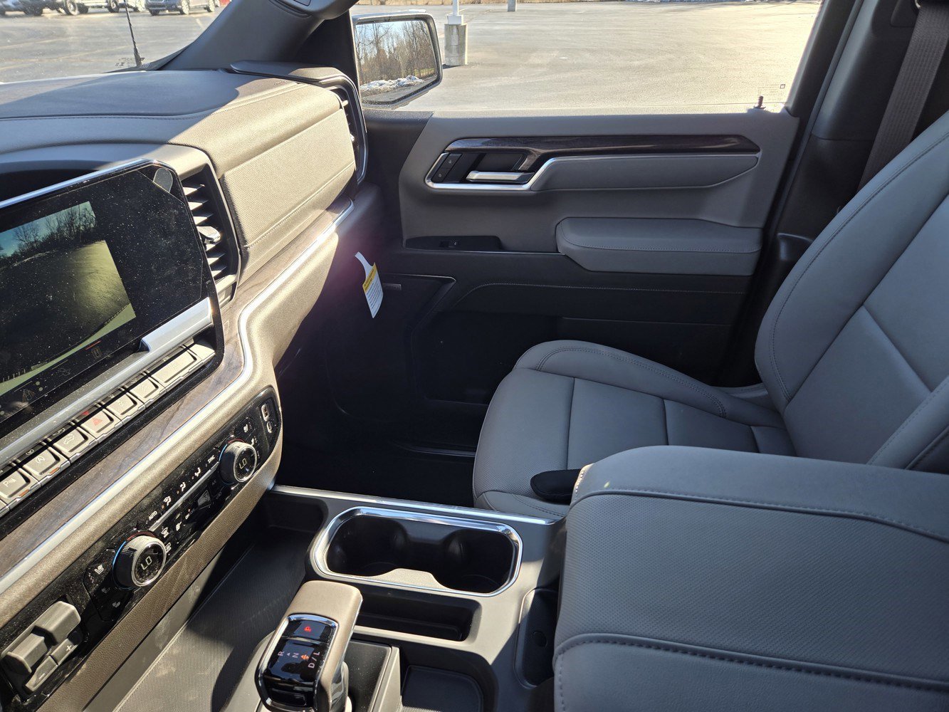2026 Chevrolet Silverado 1500 LTZ - Photo 8