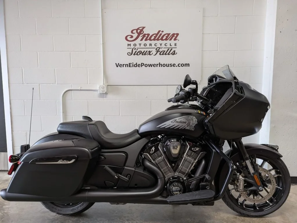 New 2026 BLACK SMOKE Indian Motorcycle  image 1