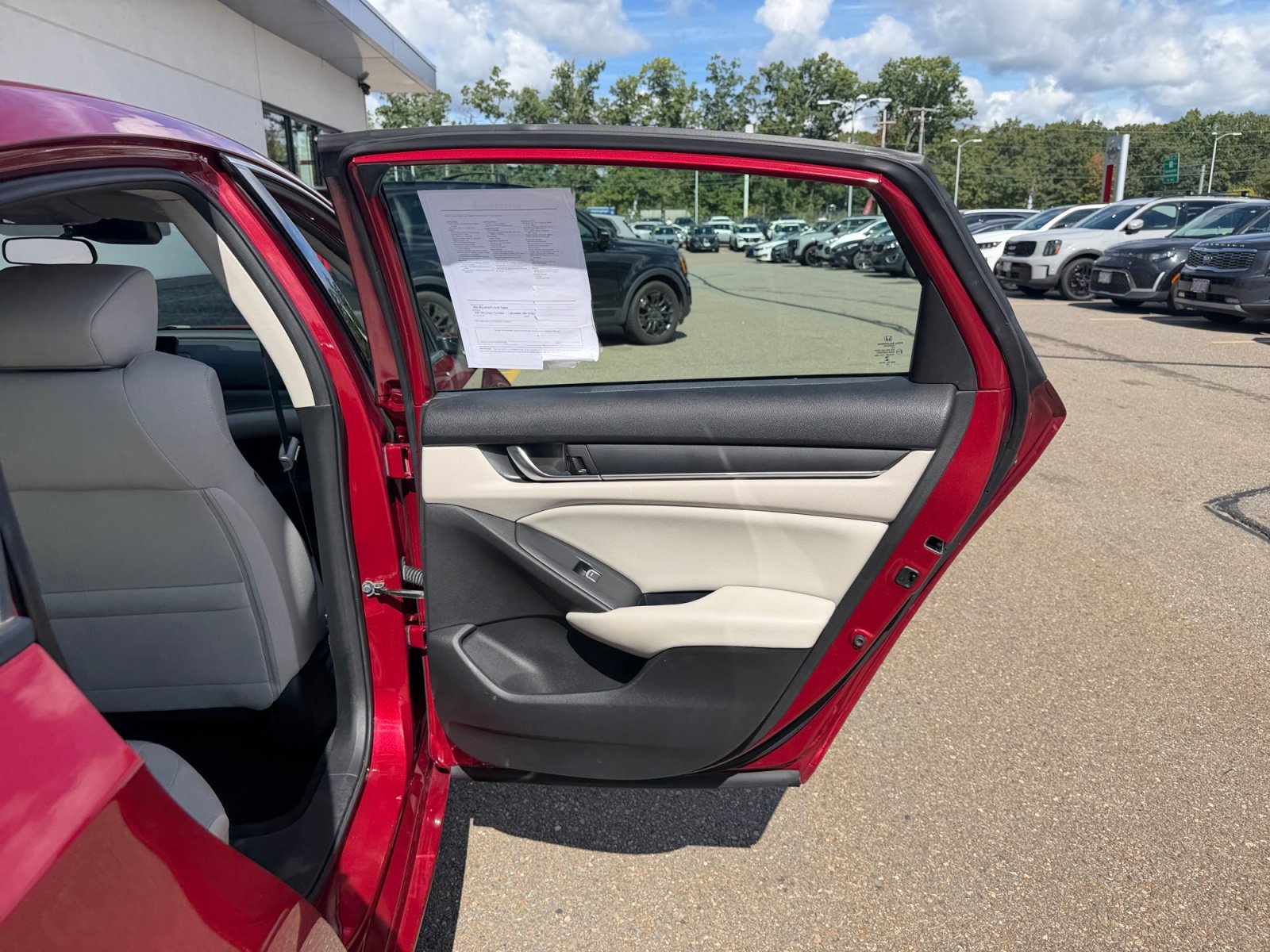 2018 Honda Accord LX - Photo 34