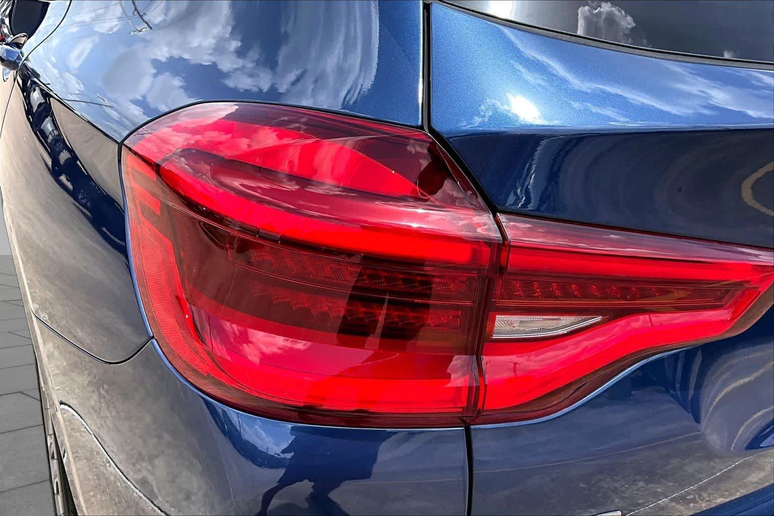 Used 2018 Phytonic Blue Metallic BMW M40i image 29