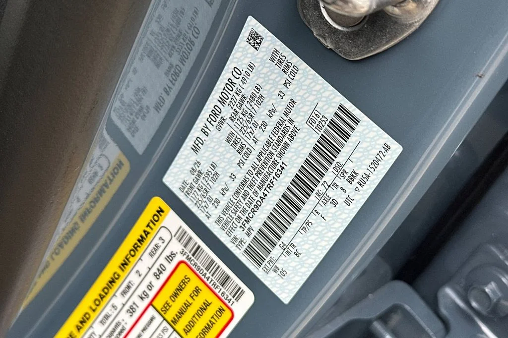 New 2026 Azure Gray Metallic Ford Badlands® image 28