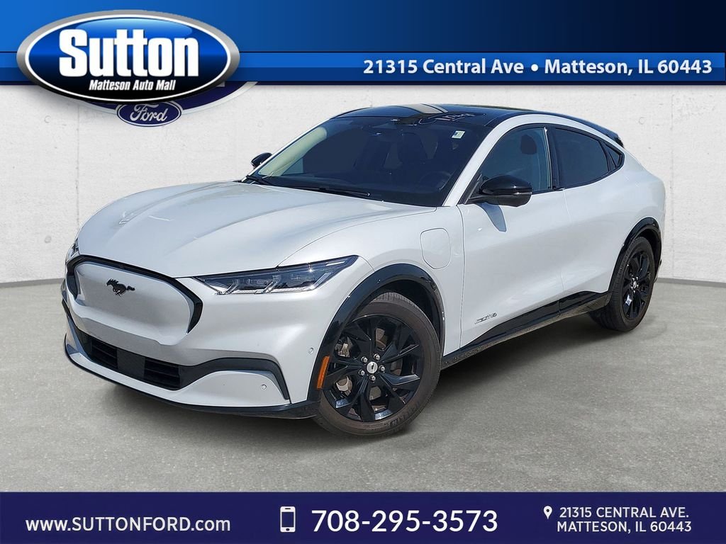 2023 Ford Mustang-Mach-e Premium's photo