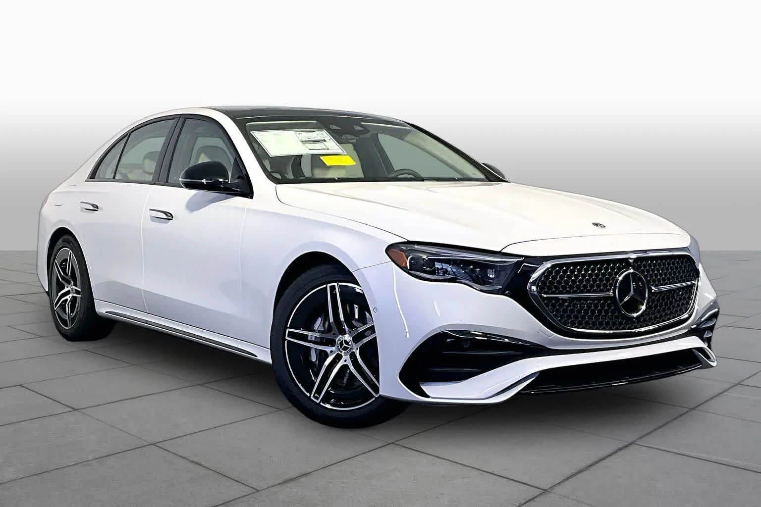 New 2027 MANUFAKTUR Moonlight White Metallic Mercedes-Benz E 450 image 19