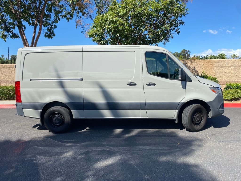Used 2024 Gray Mercedes-Benz Cargo 144 WB image 6
