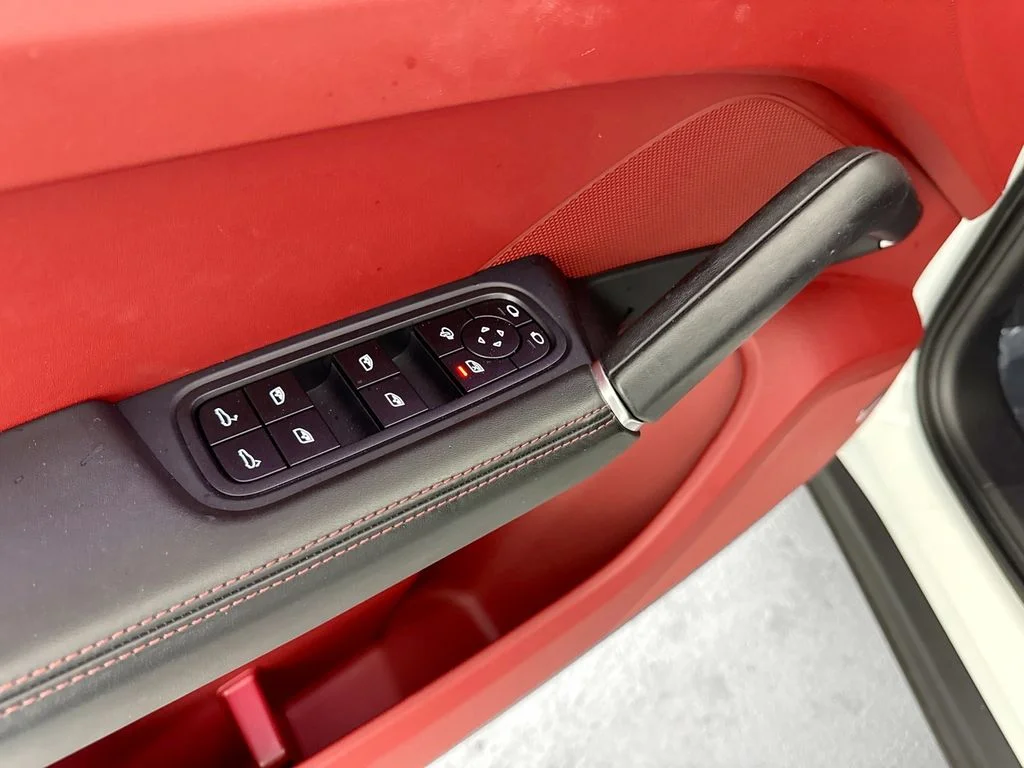 Used 2022 White Porsche Base image 18