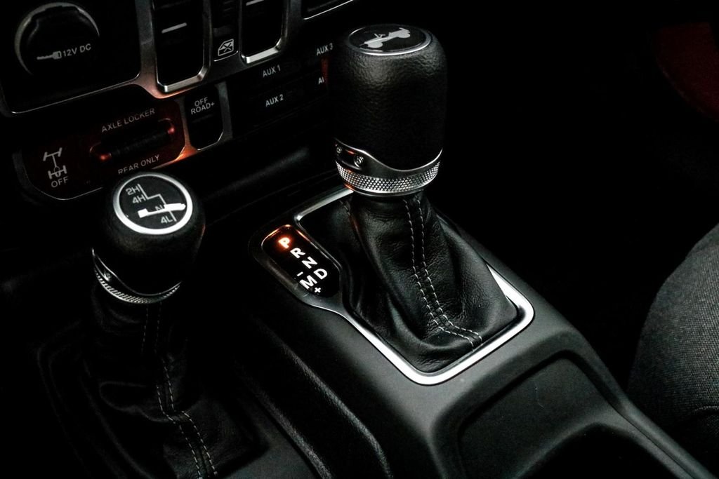 2025 Jeep Wrangler 4-Door Willys - Photo 18