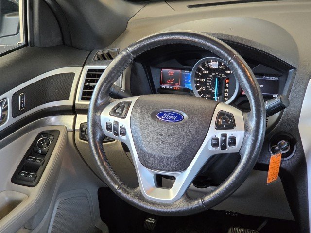 Used 2013 White Ford XLT image 19