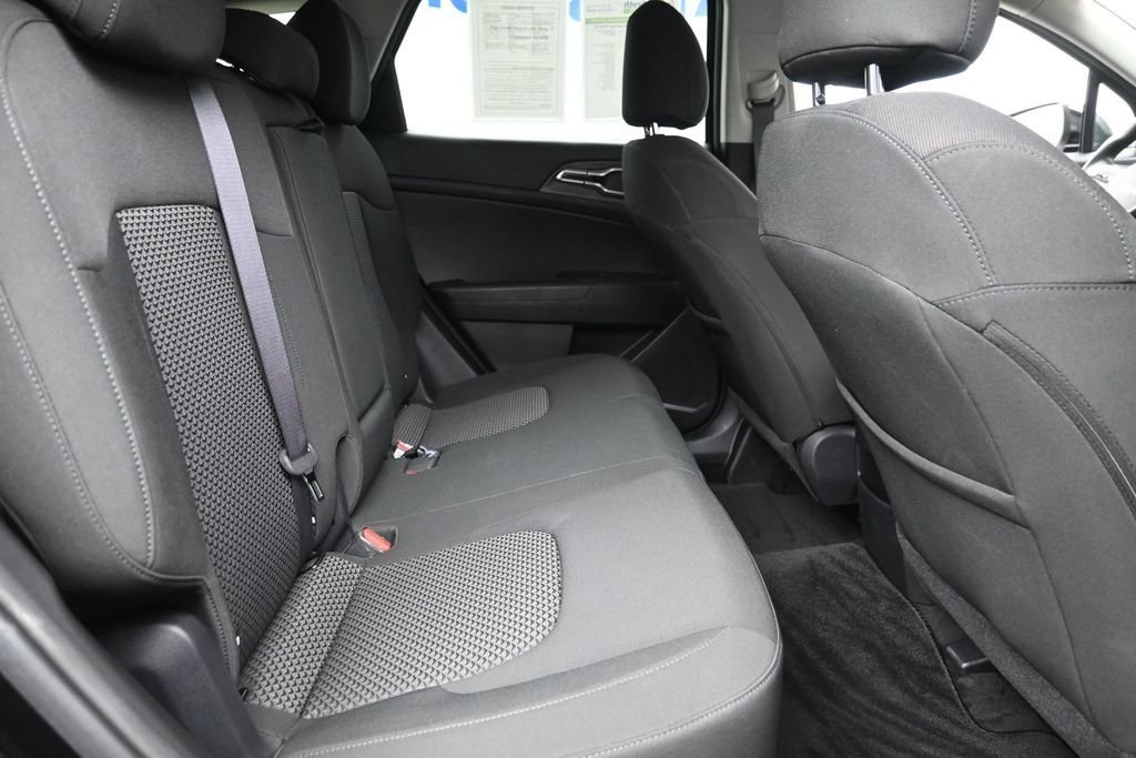 Used 2023 Black Kia LX image 11