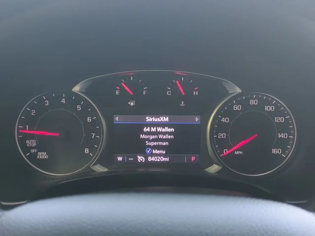 Used 2019 White GMC SLT image 32