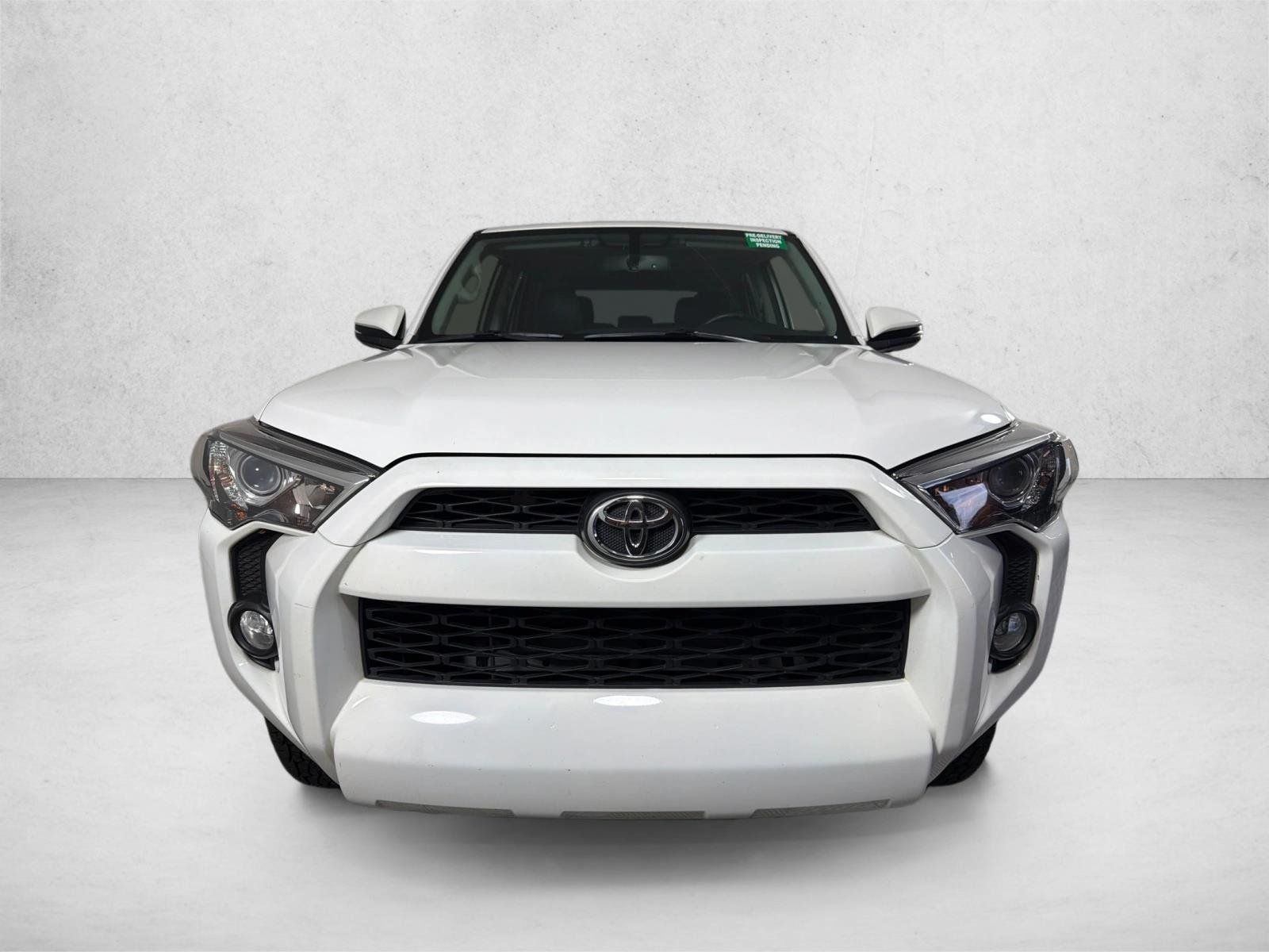 Used 2019 Super White Toyota SR5 Premium image 10