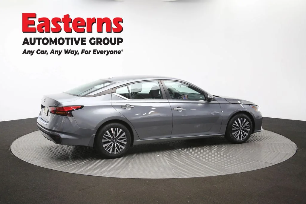 Used 2023 Gray Nissan 2.5 SV image 42