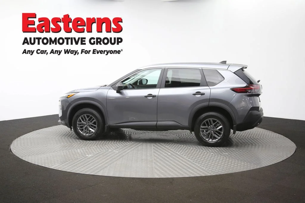 Used 2023 Gray Nissan S image 61