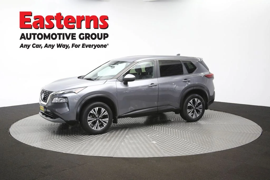 Used 2023 Gray Nissan SV image 57