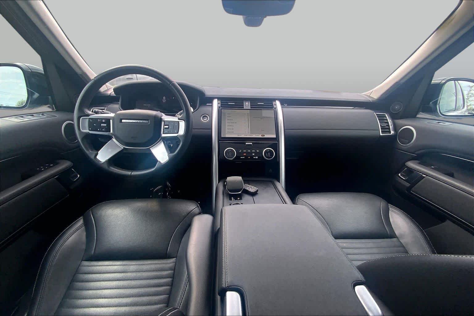 Used 2024 Fuji White Land Rover S image 16
