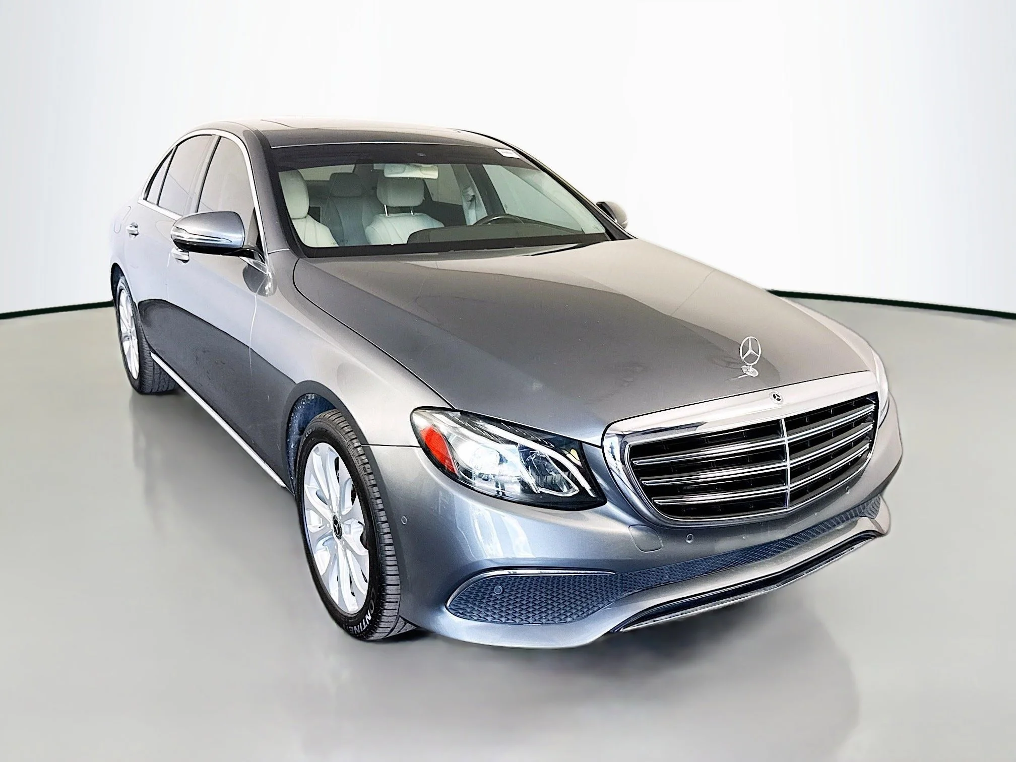 2018 Mercedes-Benz E-Class E300's photo
