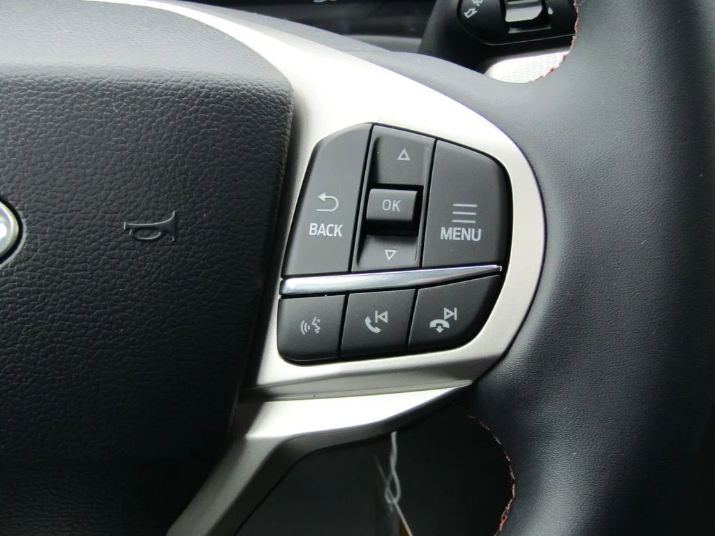 New 2026 Agate Black Metallic Ford Active image 35
