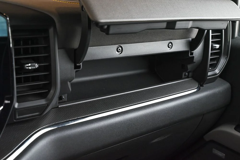 Used 2022 Blue Chevrolet ZR2 image 17