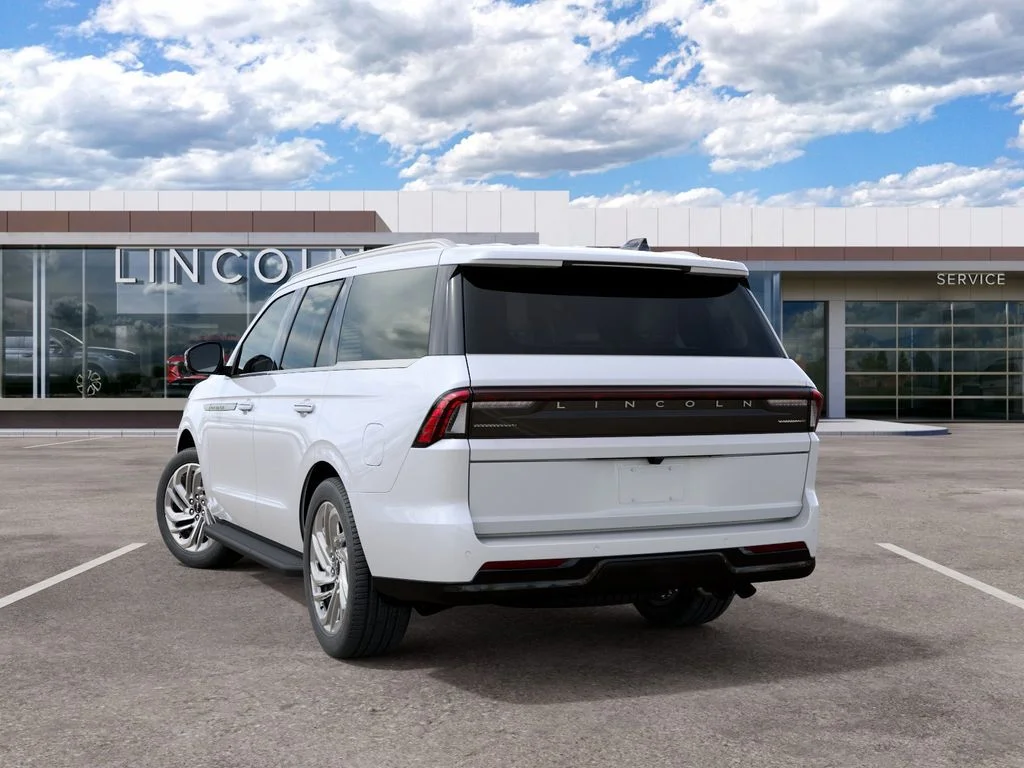 New 2027 Pristine White Metallic Tri-Coat Lincoln Premiere image 9