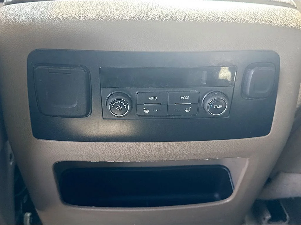2020 Chevrolet Suburban Premier - Photo 26