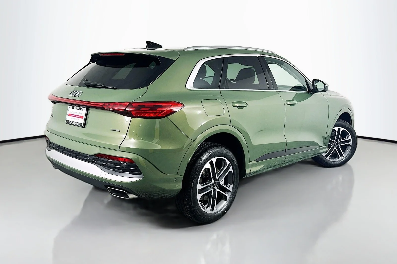 2025 Audi Q5 Premium - Photo 13