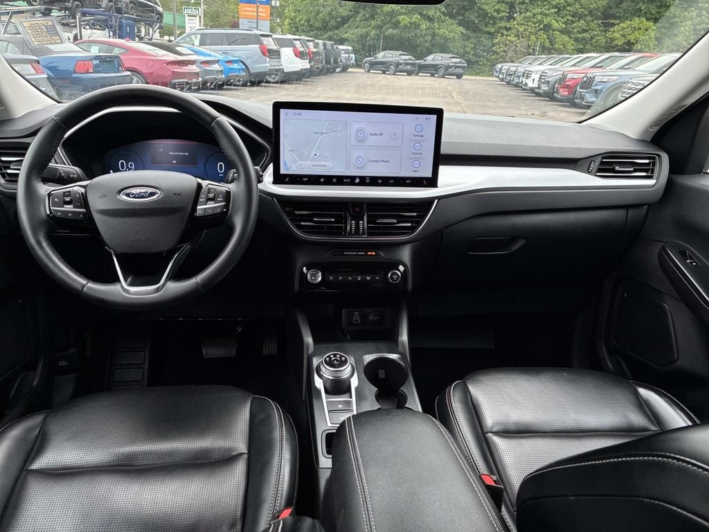 Used 2024 White Ford Platinum image 18