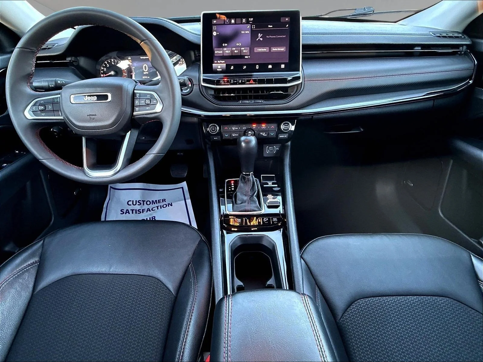 Used 2022 Diamond Black Jeep Trailhawk image 8